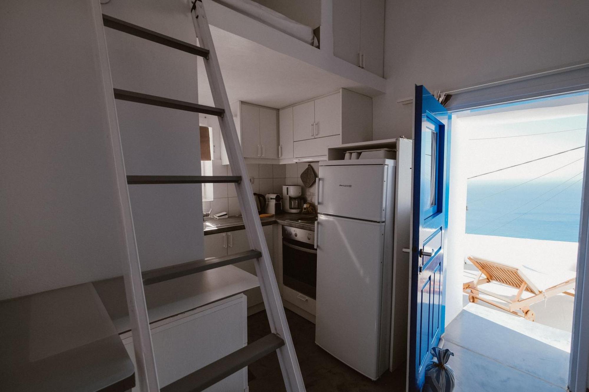 Boreas Stone House Anafi Habitación foto